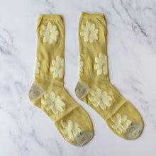 Load image into Gallery viewer, Glitter Flower Socks Gold
