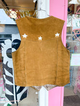 Load image into Gallery viewer, SOOTHE FOLK x OURstore 70s suede embroidered vest
