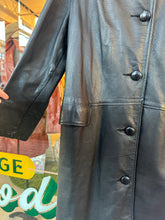 Load image into Gallery viewer, 60s Lipman Wolfe &amp; co Leather Coat
