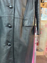 Load image into Gallery viewer, 60s Lipman Wolfe &amp; co Leather Coat
