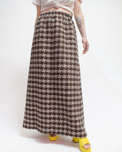 Load image into Gallery viewer, Thick knit check maxi skirt
