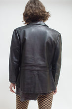 Load image into Gallery viewer, Leather blazer with double front pocket
