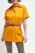 Load image into Gallery viewer, Burnt orange poly single pocket top
