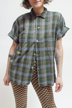 Load image into Gallery viewer, Penny’s plaid button up
