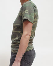 Load image into Gallery viewer, The perfect camo t-shirt
