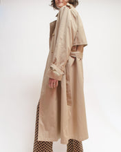 Load image into Gallery viewer, Nordstrom zip lining classic trench
